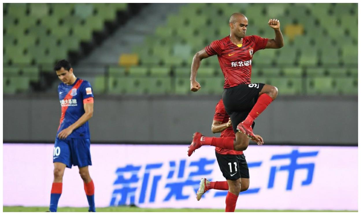 马拉加俱乐部宣布主帅下课决定 马拉加俱乐部宣布主帅下课决定