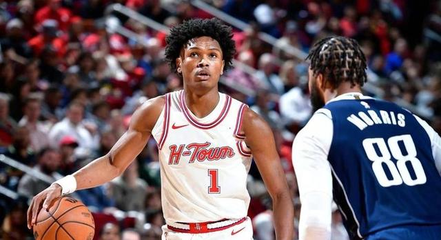 aoa体育体育官网入口-火箭客场战胜黄蜂，赢得三连胜