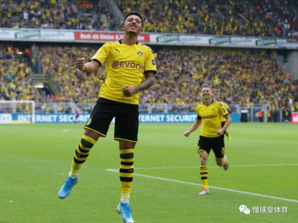 包含沃尔夫斯堡再度失利，面临严峻考验的词条